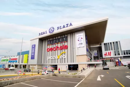 real-plaza-puruchuco.jpg